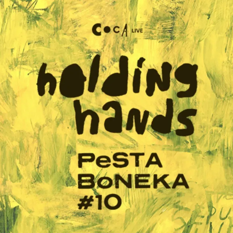 Holding Hands: Pesta Boneka On Wheels: Bali